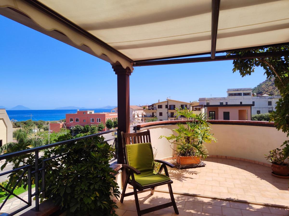 "Appartamento Del Mare Gliaca" Con Vista Isole Eolie,Ampia Terrazza,Wifi E Parcheggio Privato Gratuito Piraino Zewnętrze zdjęcie