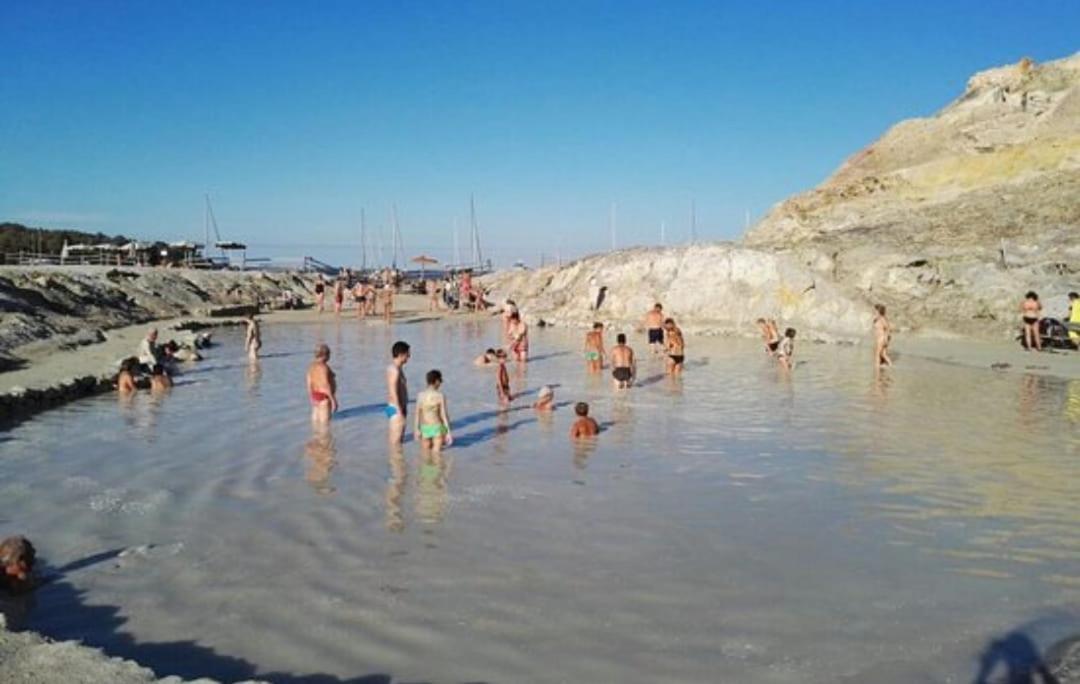 "Appartamento Del Mare Gliaca" Con Vista Isole Eolie,Ampia Terrazza,Wifi E Parcheggio Privato Gratuito Piraino Zewnętrze zdjęcie