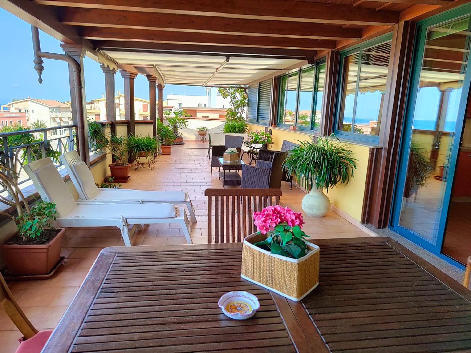 "Appartamento Del Mare Gliaca" Con Vista Isole Eolie,Ampia Terrazza,Wifi E Parcheggio Privato Gratuito Piraino Zewnętrze zdjęcie